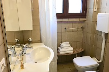 Bathroom-Margherita-Apartment